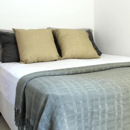 Apartamento Ubatuba Proxima A Praia Grande Com Wifi Экстерьер фото